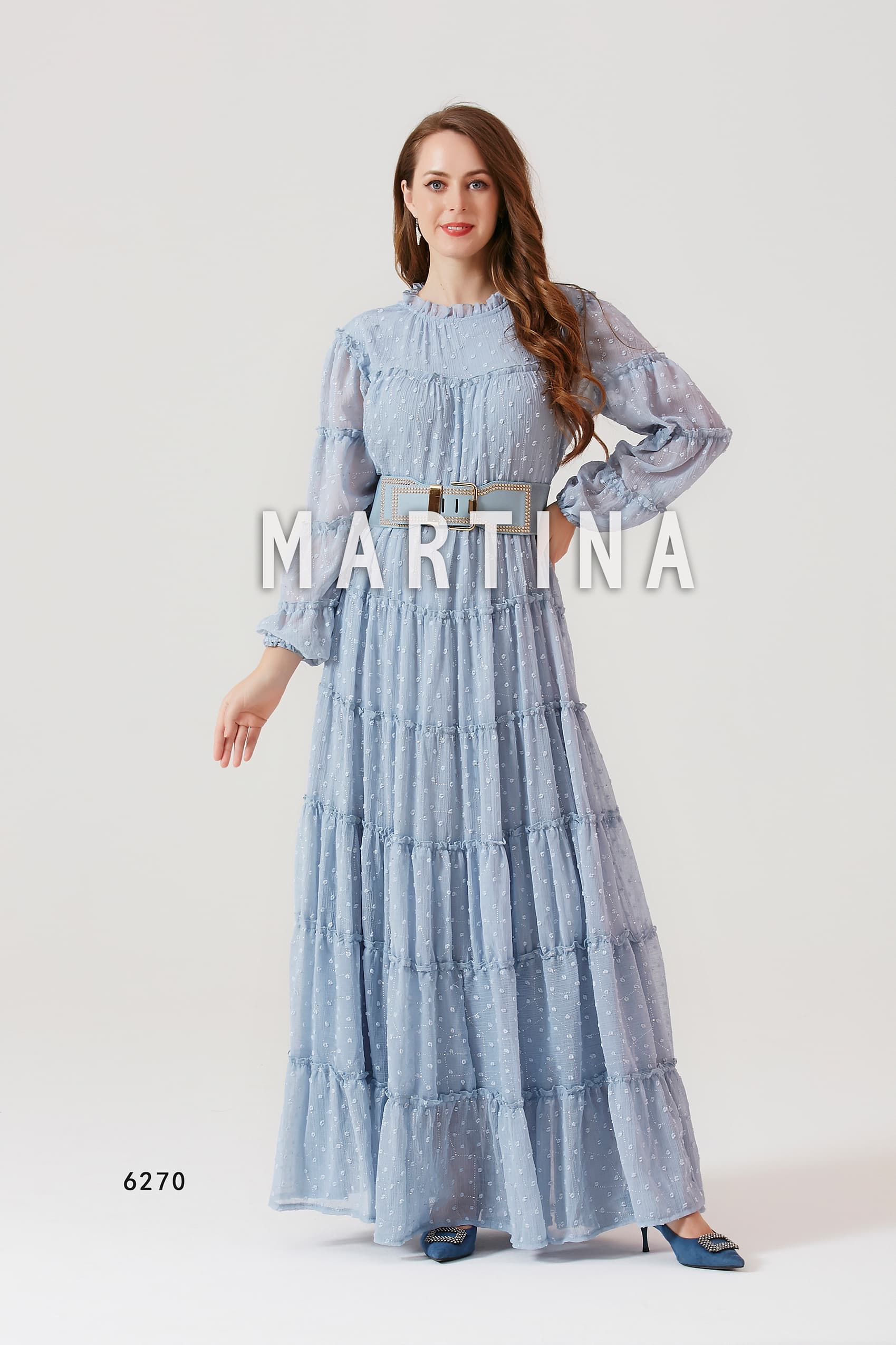 فستان طويل ناعم من خامة الشيفون