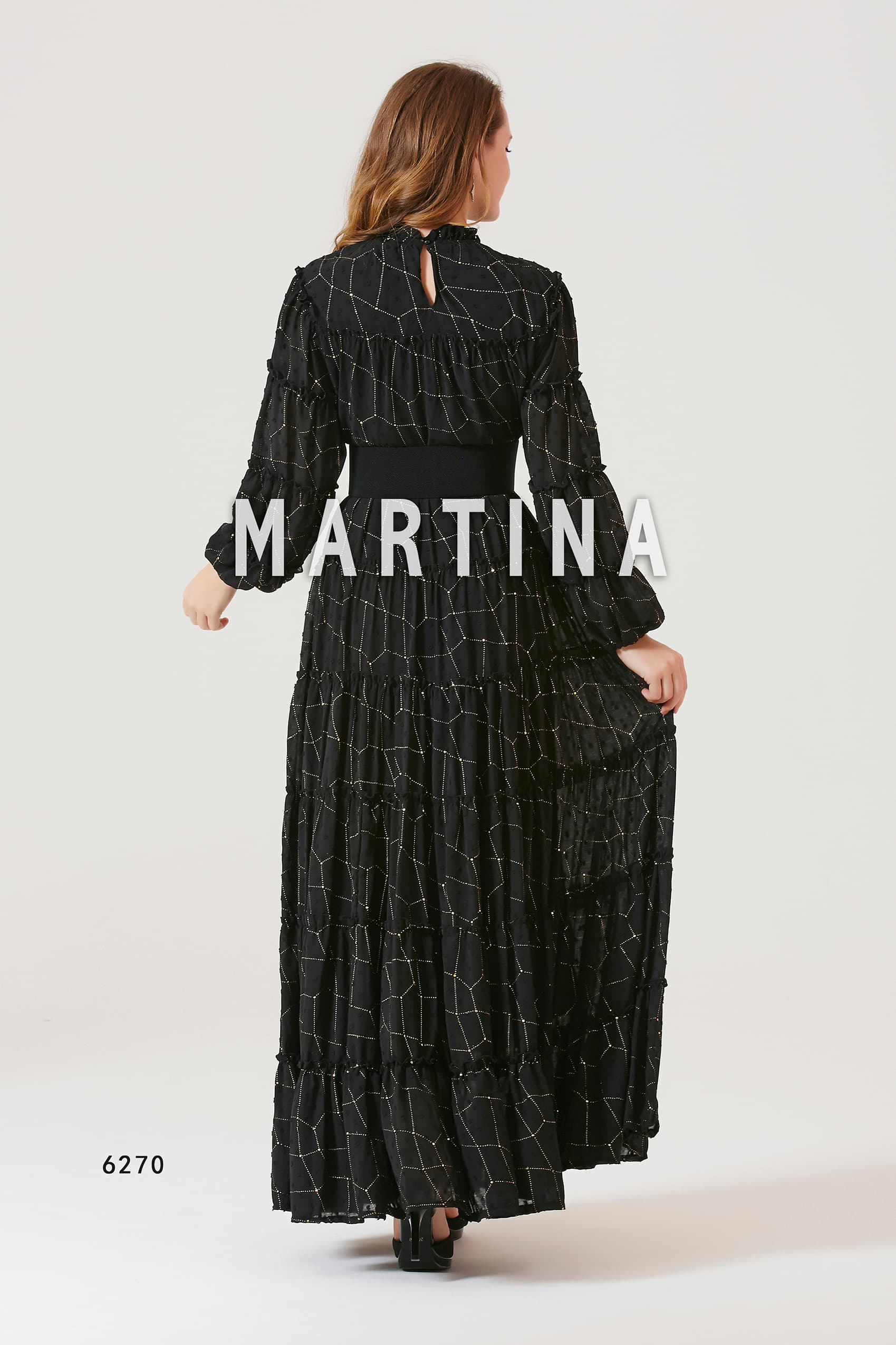 فستان طويل ناعم من خامة الشيفون