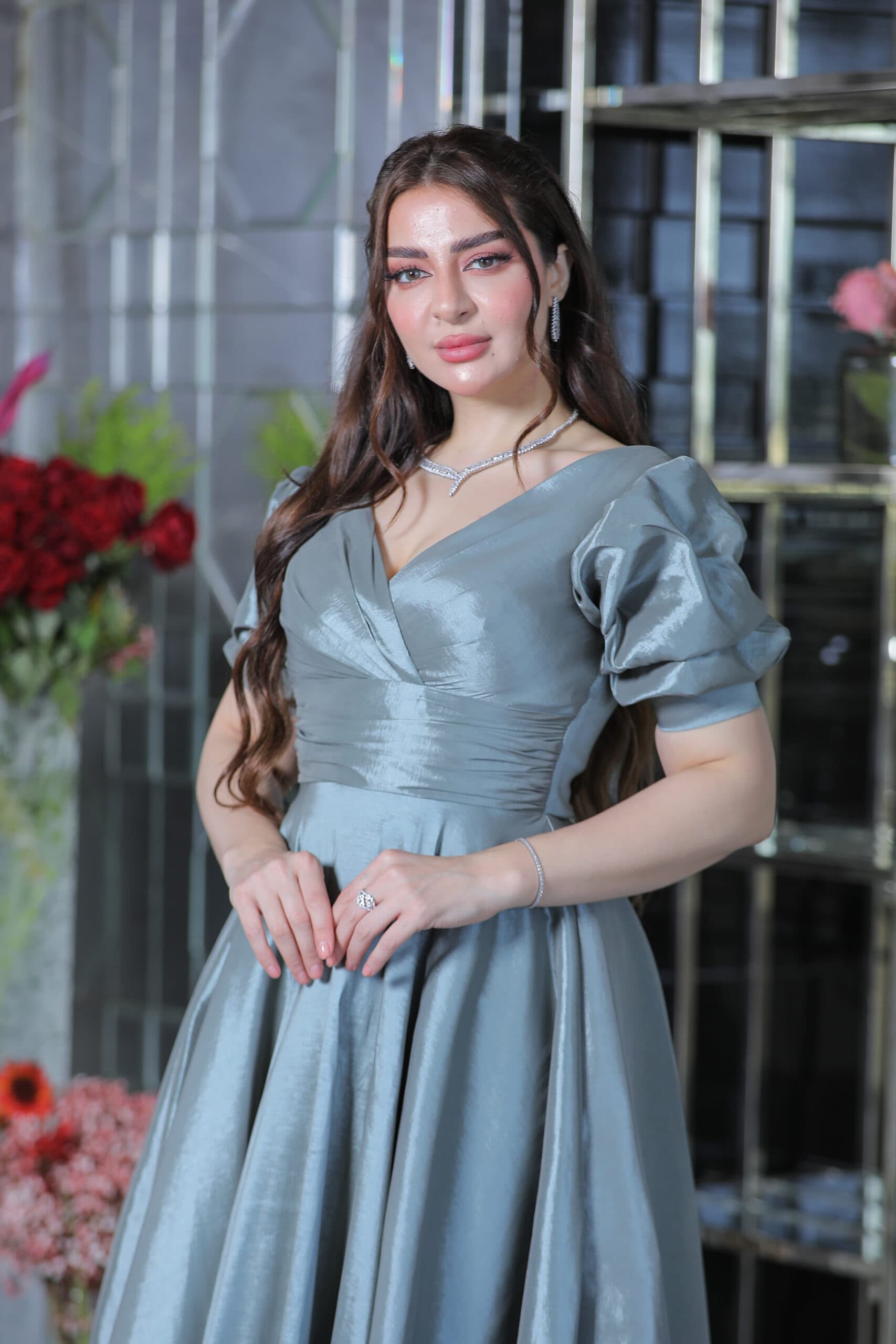 فستان سهره طويل باكمام بف