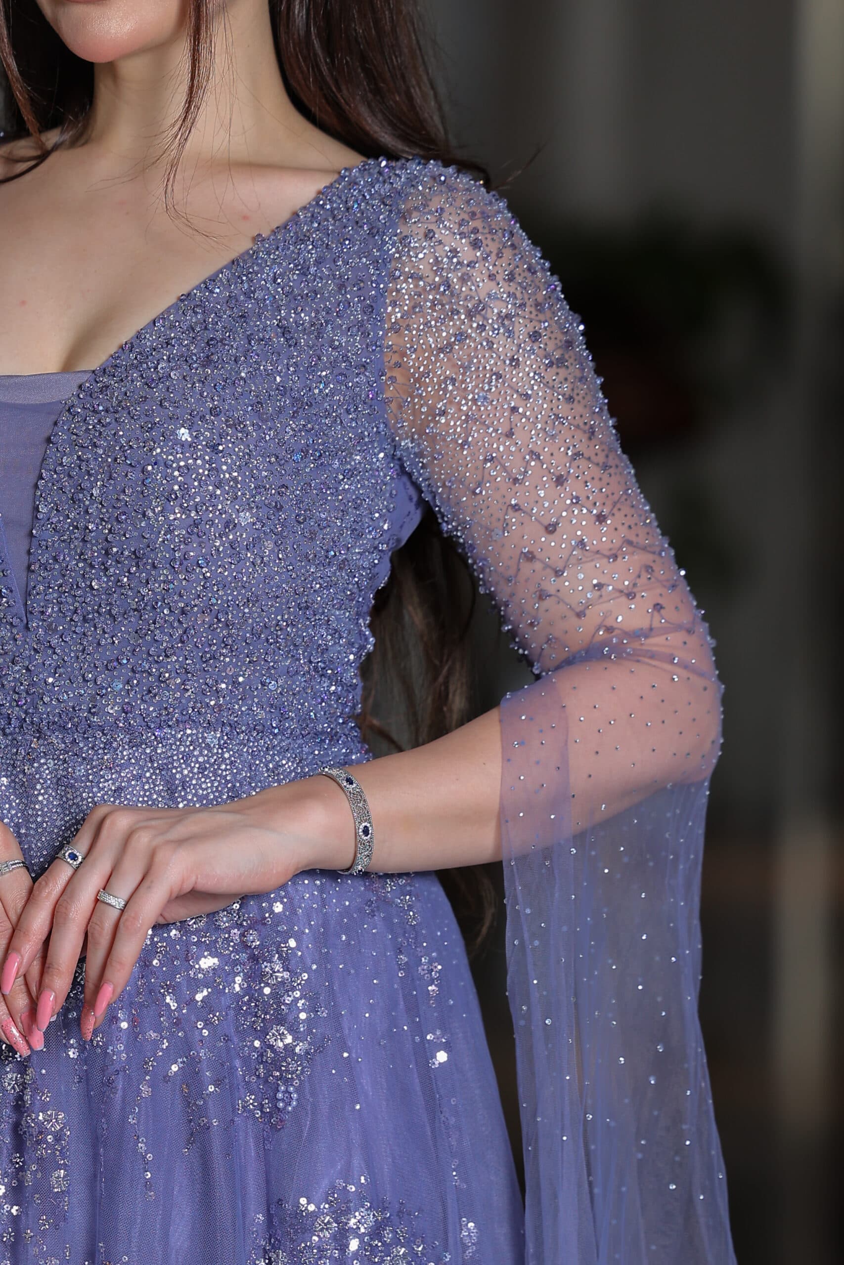 فستان سهره بتطريزكامل واكمام شفافه