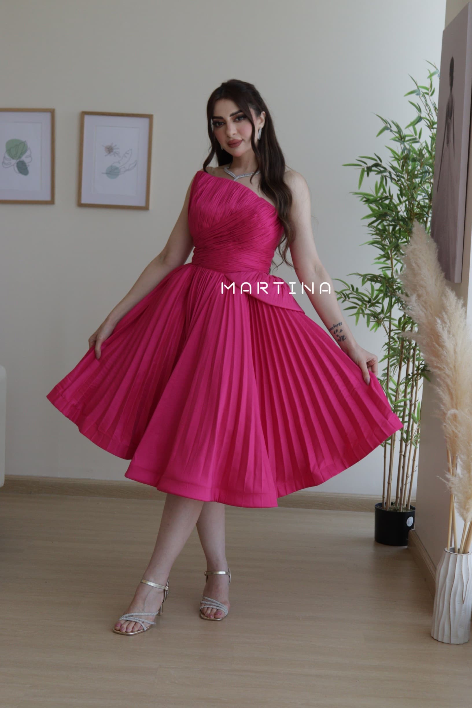 فستان سهره ميدي بتصميم مذهل عصري